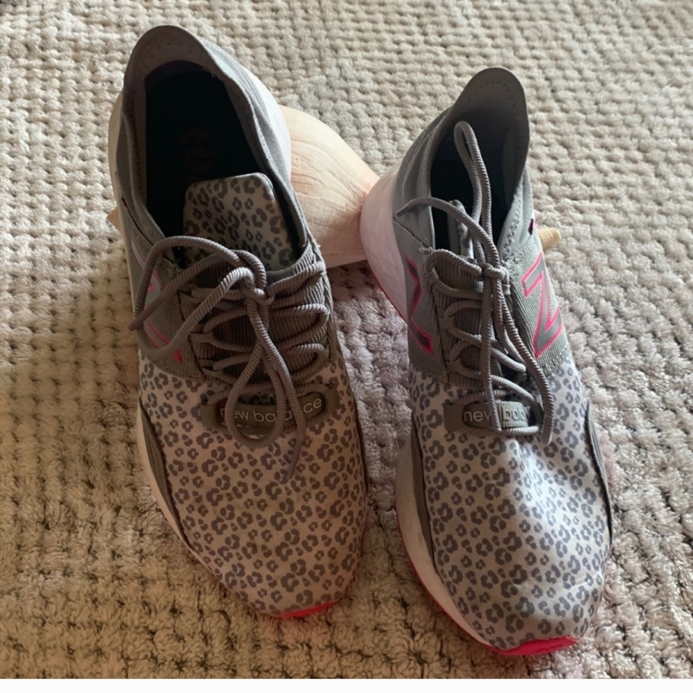 New Balance Tennis Shoes